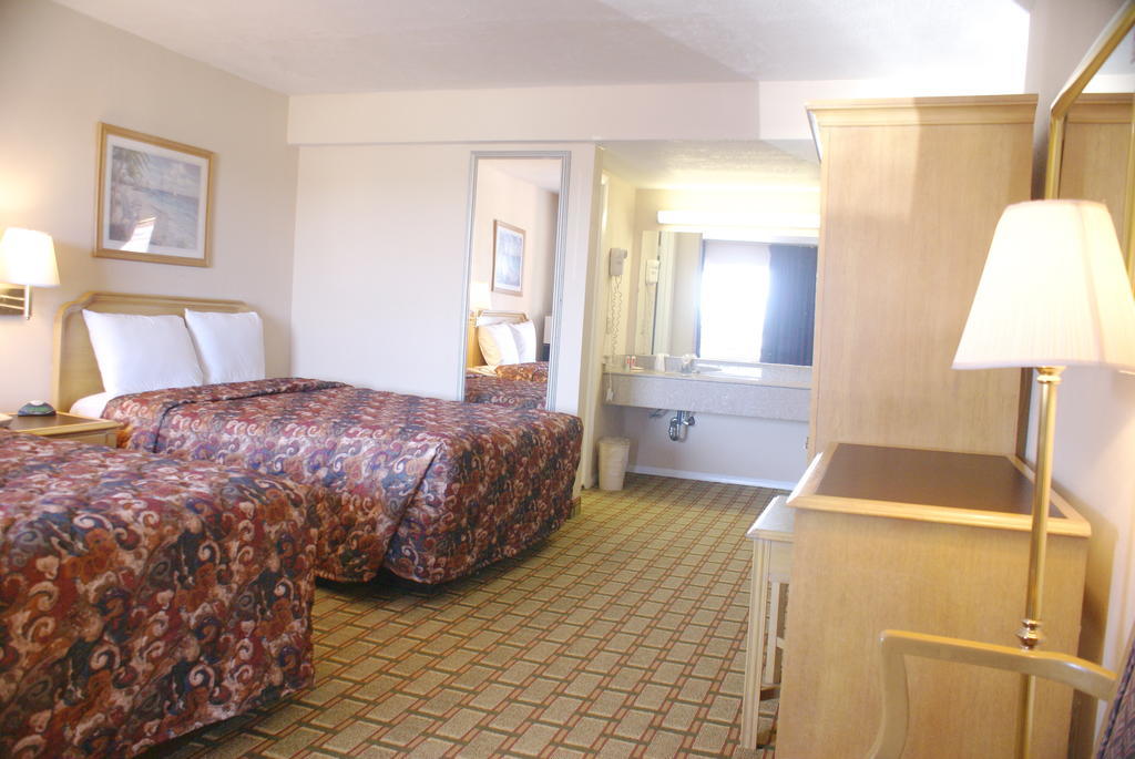 Bayview Inn And Suites أتلانتيك سيتي الغرفة الصورة